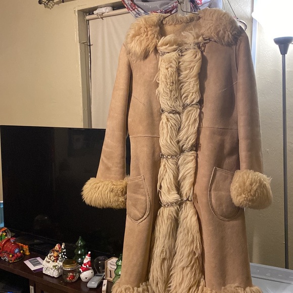 Long Jacket - Picture 2 of 3